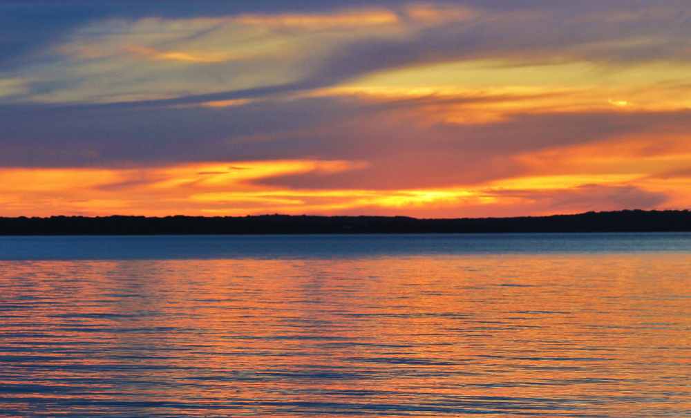 Lake Texoma sunset in Durant OK—perfect evening view for fishing or boating